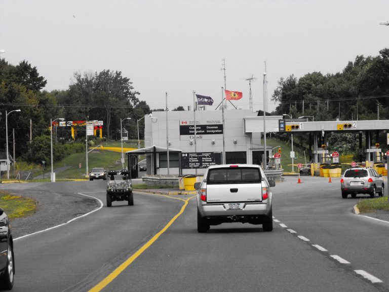 a customs station at the canadian border in ontario